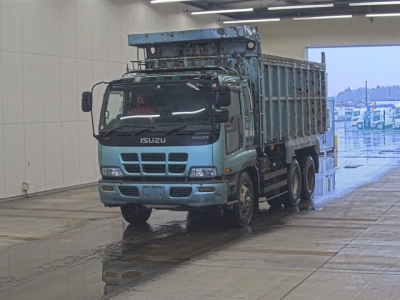 ISUZU GIGA