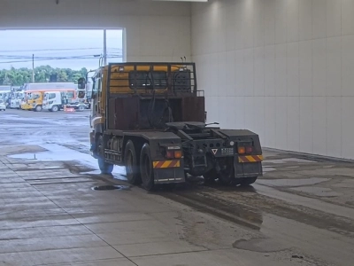 ISUZU GIGA