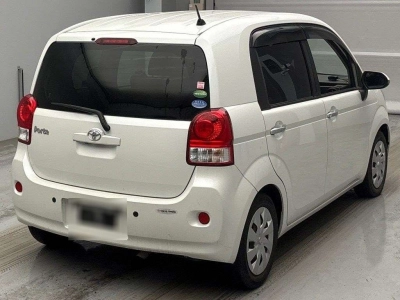TOYOTA PORTE