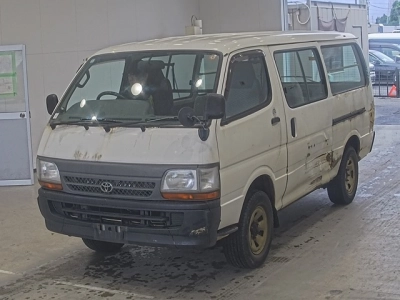 TOYOTA REGIUS VAN