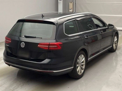 VOLKSWAGEN PASSAT VARIANT
