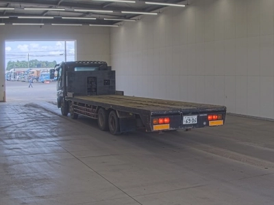 MITSUBISHI FUSO SUPER GREAT