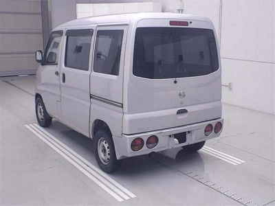 NISSAN CLIPPER