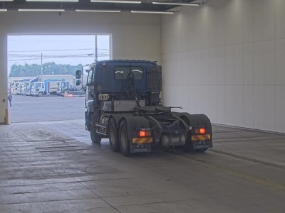ISUZU GIGA