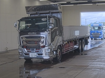 ISUZU GIGA