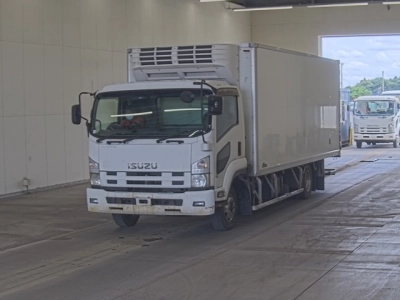 ISUZU FORWARD