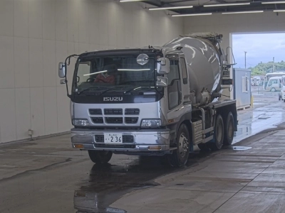 ISUZU GIGA