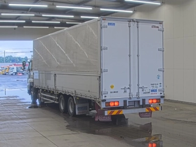 ISUZU GIGA