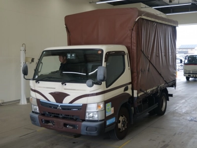 MITSUBISHI CANTER