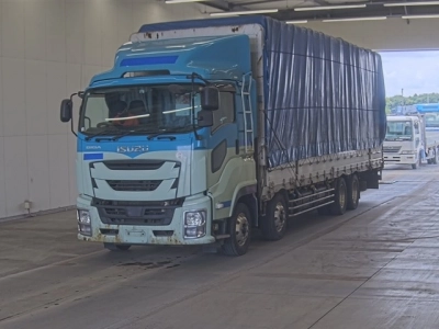 ISUZU GIGA