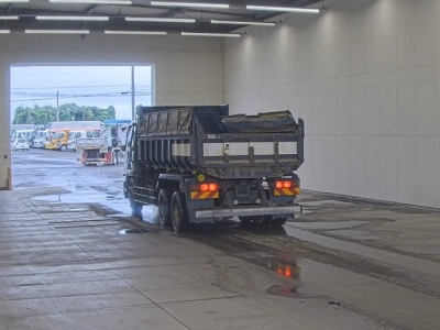 MITSUBISHI FUSO FIGHTER