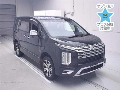 MITSUBISHI DELICA D:5