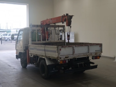 MITSUBISHI CANTER