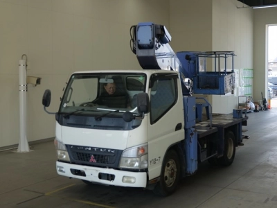 MITSUBISHI CANTER