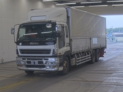ISUZU GIGA