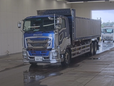ISUZU GIGA