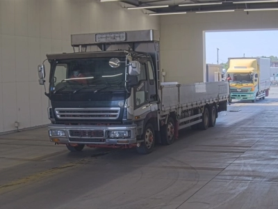 ISUZU GIGA