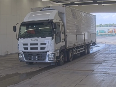 ISUZU GIGA