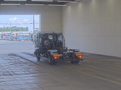 ISUZU FORWARD