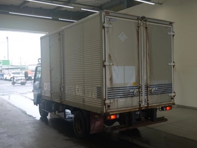 MITSUBISHI CANTER