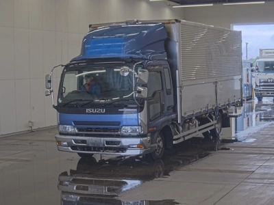 ISUZU FORWARD