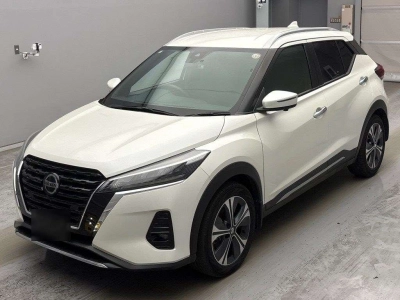 NISSAN KICKS