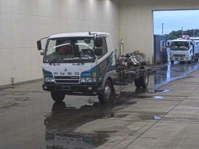 MITSUBISHI FUSO FIGHTER