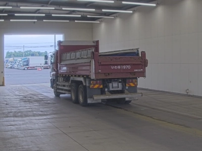 ISUZU GIGA