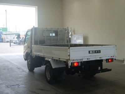 HINO DUTRO