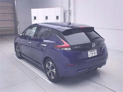 NISSAN LEAF