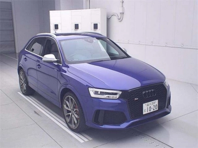 AUDI RS Q3