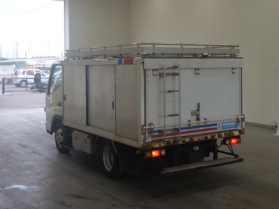 MITSUBISHI CANTER