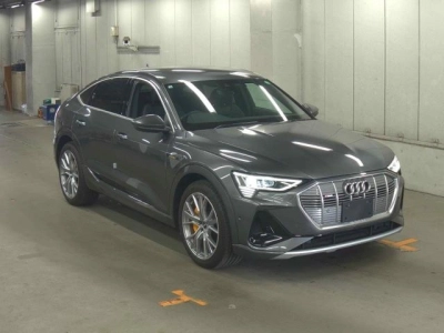AUDI E-TRON SPORTBACK
