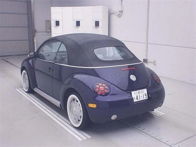 VOLKSWAGEN NEW BEETLE CABRIOLET