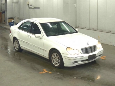 MERCEDES BENZ C CLASS