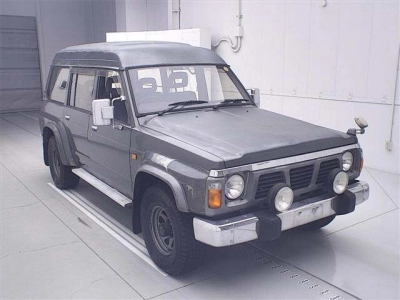 NISSAN SAFARI