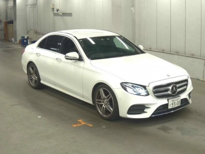 MERCEDES BENZ E CLASS