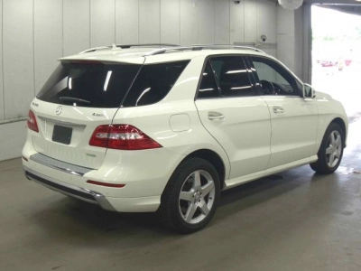 MERCEDES BENZ M CLASS
