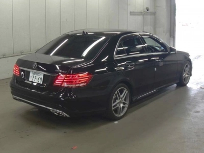 MERCEDES BENZ E CLASS