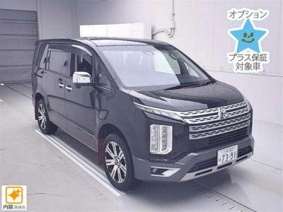 MITSUBISHI DELICA D:5