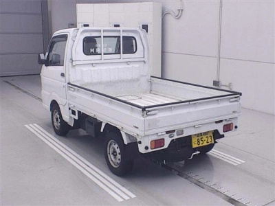 NISSAN NT100 CLIPPER