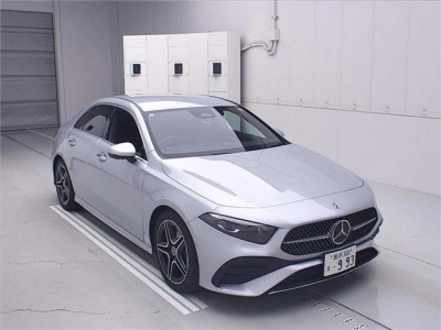 MERCEDES BENZ A CLASS