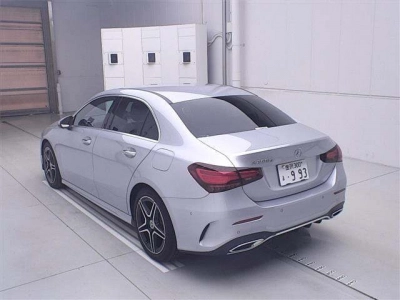 MERCEDES BENZ A CLASS