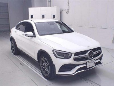 MERCEDES BENZ AMG GLC
