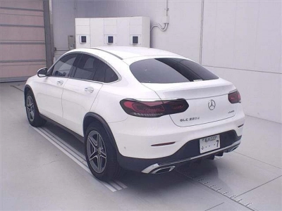 MERCEDES BENZ AMG GLC
