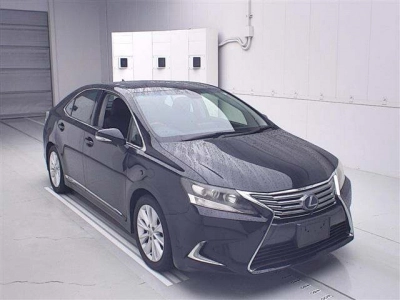 LEXUS HS