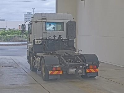 ISUZU GIGA