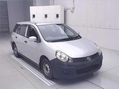 NISSAN AD