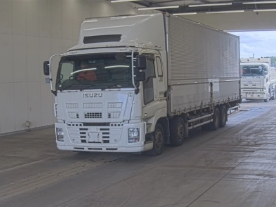 ISUZU GIGA