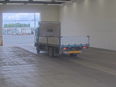 MITSUBISHI FUSO FIGHTER